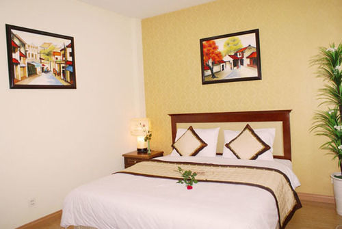 New 3 Hotel